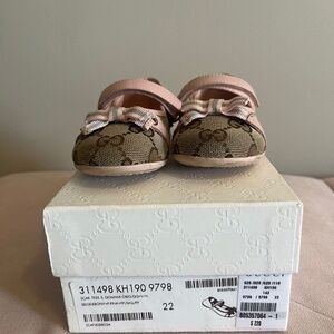 Kids Gucci Flats Size 22